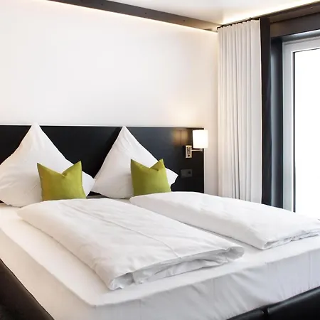 Bi By Wmm Hotel